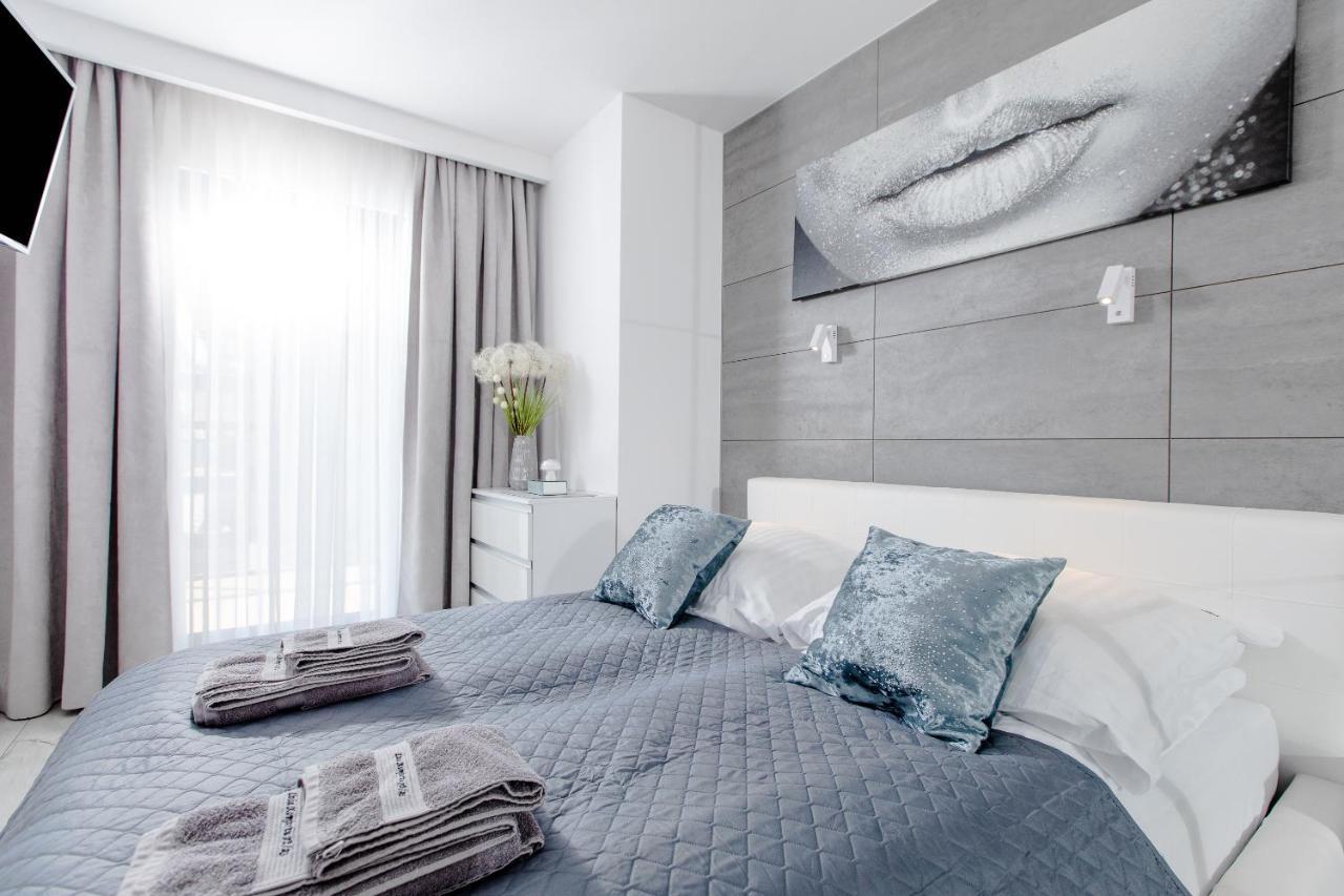 Apartament Linia Komfortu Gardenia Dziwnow Z Widokiem Na Morze Epapartamenty Exterior photo