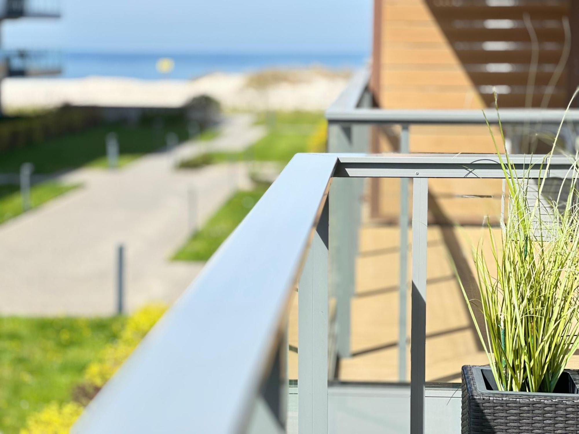 Apartament Linia Komfortu Gardenia Dziwnow Z Widokiem Na Morze Epapartamenty Exterior photo